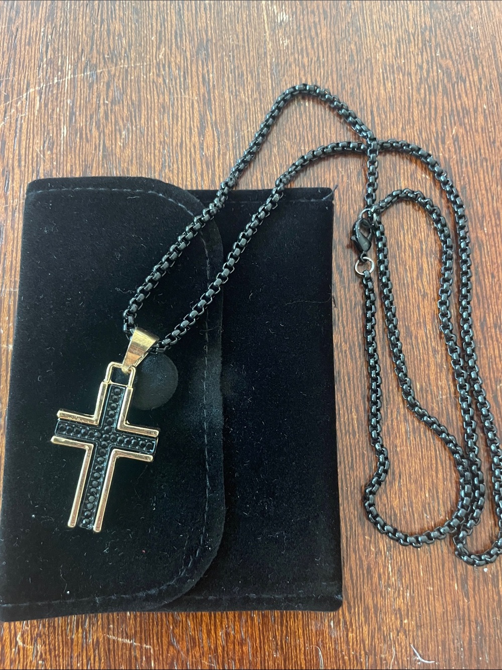Men’s Cross on Round Box Chain. Lynx Stainless Black lon Plated. Gold Edge. NEW